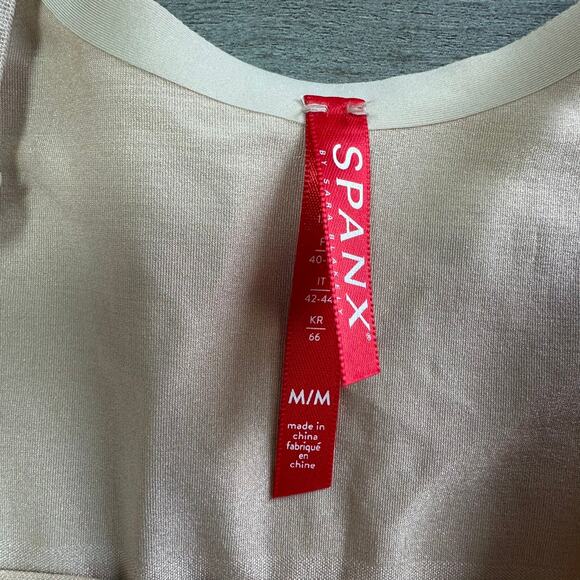 SPANX OnCore Firm Control Open-Bust Bodysuit Soft Nude Med - Picture 4 of 8